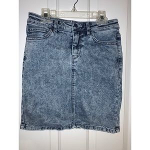 Guess jean skirt